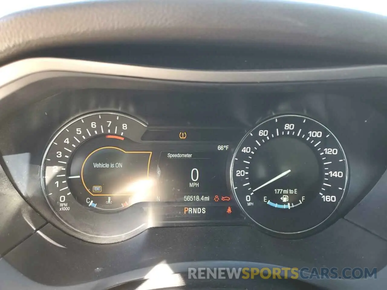 9 fotografías del automóvil dañado 3LN6L5F90KR601475 LINCOLN MKZ 2019