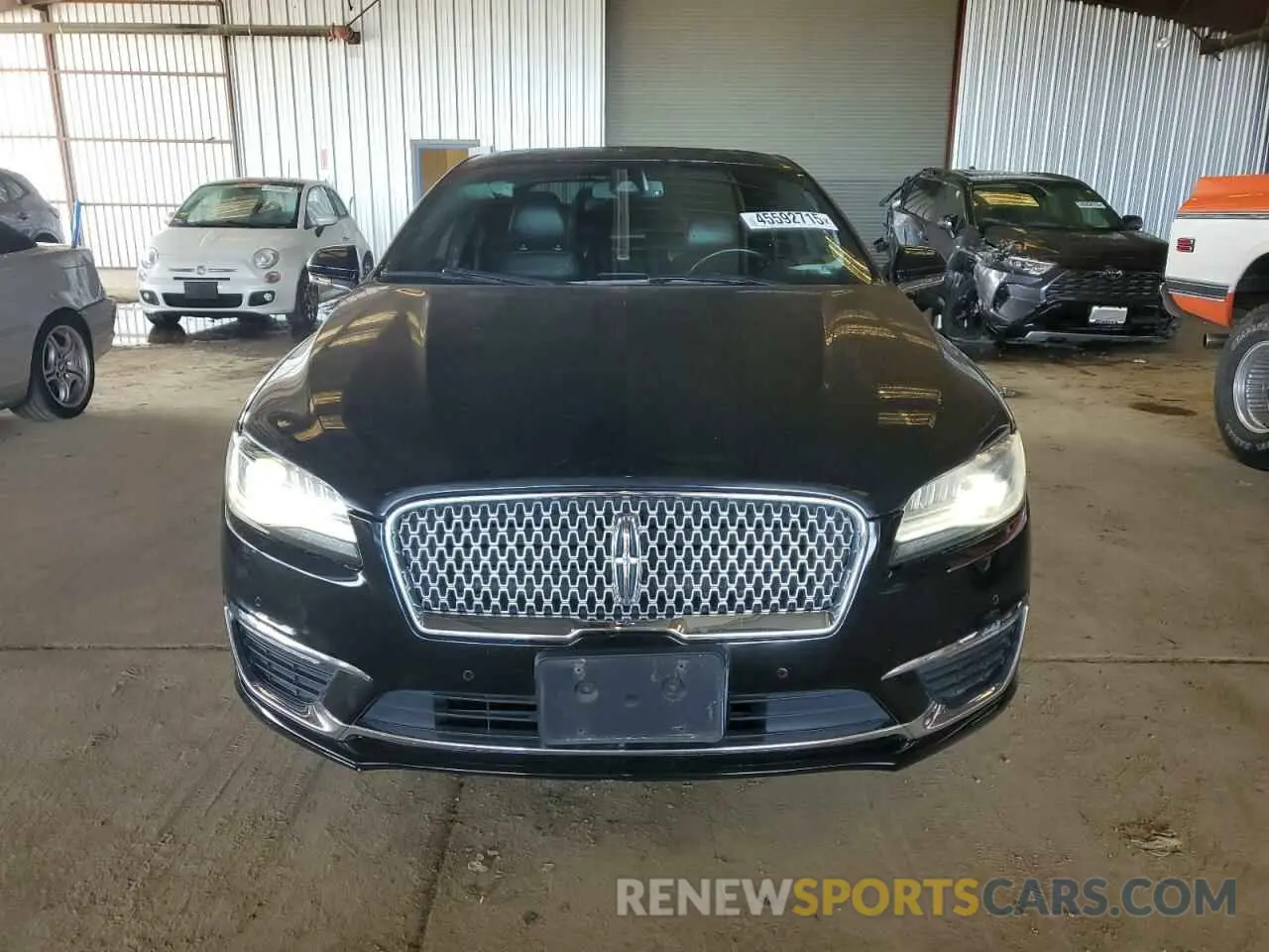 5 fotografías del automóvil dañado 3LN6L5MU2KR620987 LINCOLN MKZ 2019