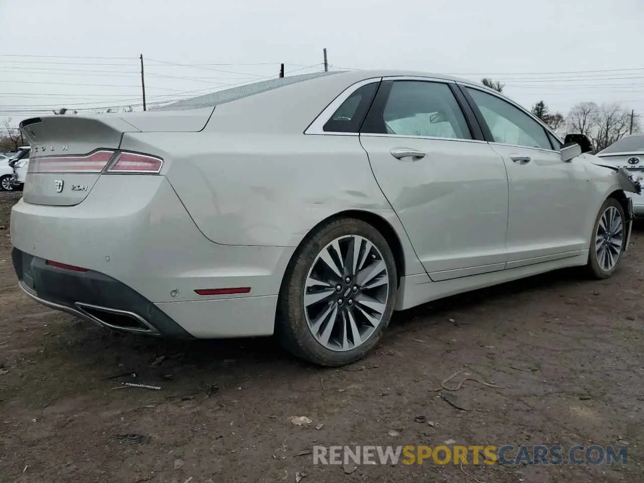 3 fotografías del automóvil dañado 3LN6L5MU7KR604896 LINCOLN MKZ 2019
