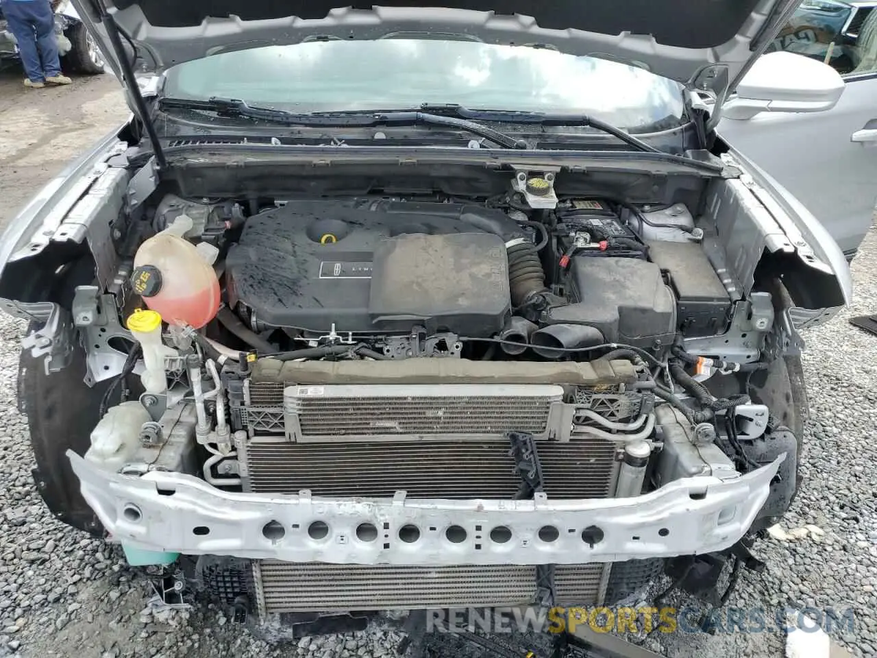 12 fotografías del automóvil dañado 5LMCJ1C95KUL08943 LINCOLN MKZ 2019