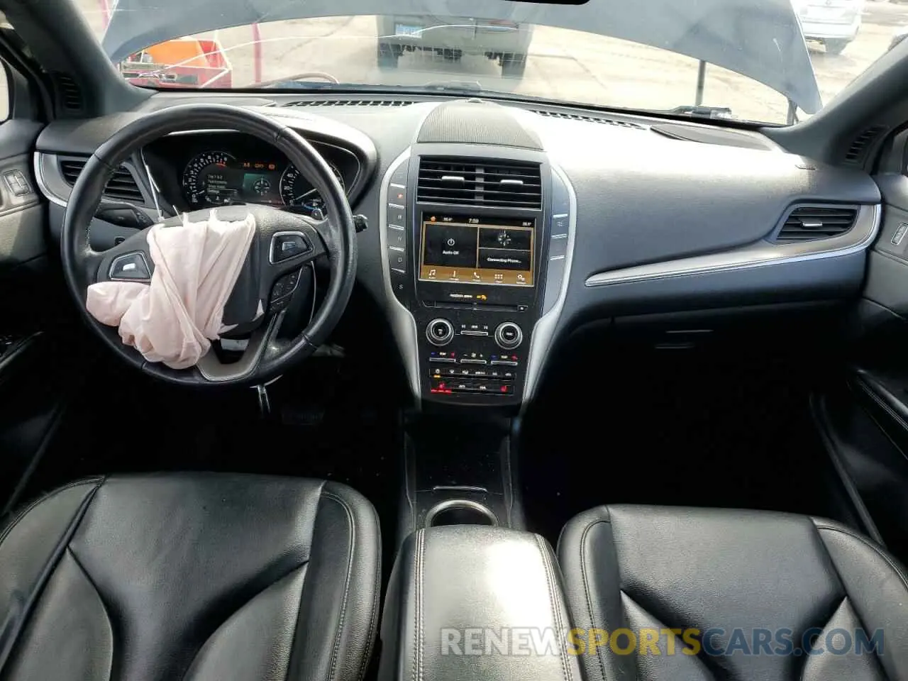 8 fotografías del automóvil dañado 5LMCJ1D99KUL08927 LINCOLN MKZ 2019