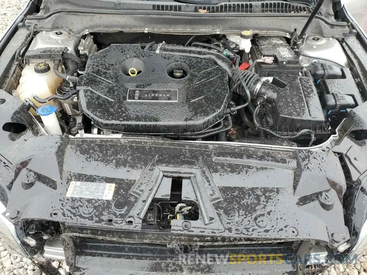 11 fotografías del automóvil dañado 3LN6L5A94LR609586 LINCOLN MKZ 2020