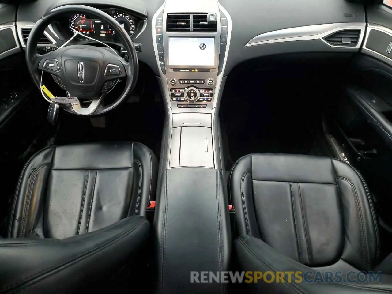 8 fotografías del automóvil dañado 3LN6L5A94LR609586 LINCOLN MKZ 2020