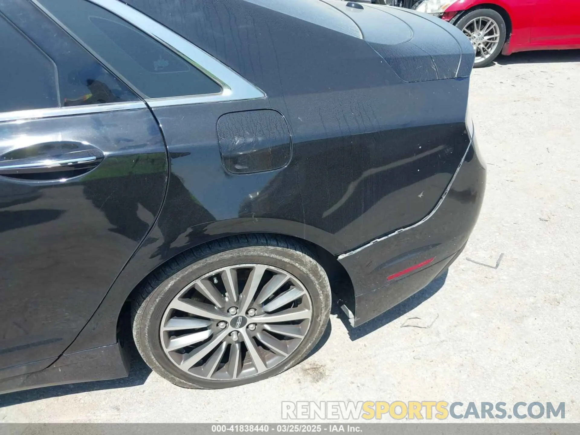 17 fotografías del automóvil dañado 3LN6L5A99LR611513 LINCOLN MKZ 2020