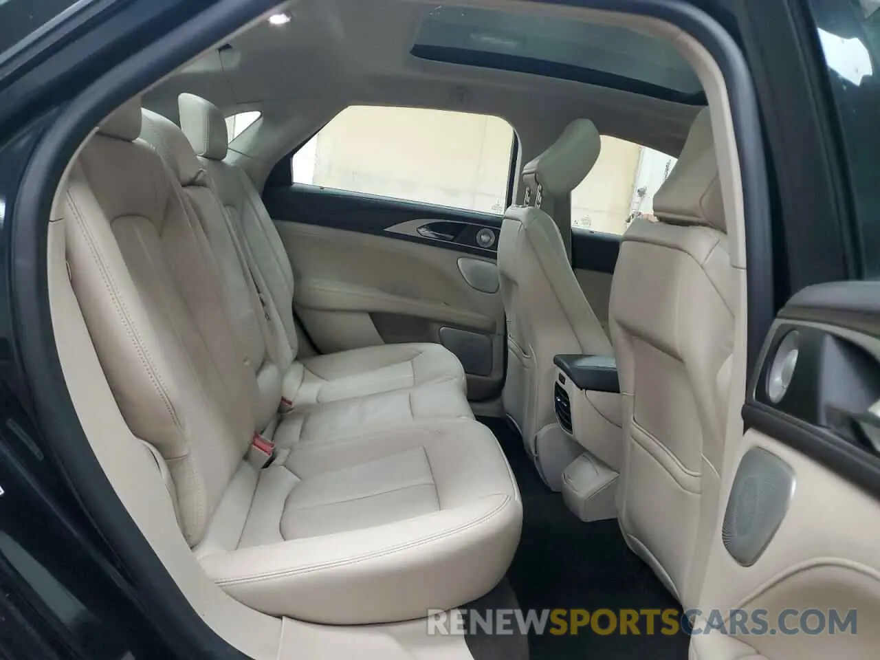 10 fotografías del automóvil dañado 3LN6L5F90LR608539 LINCOLN MKZ 2020