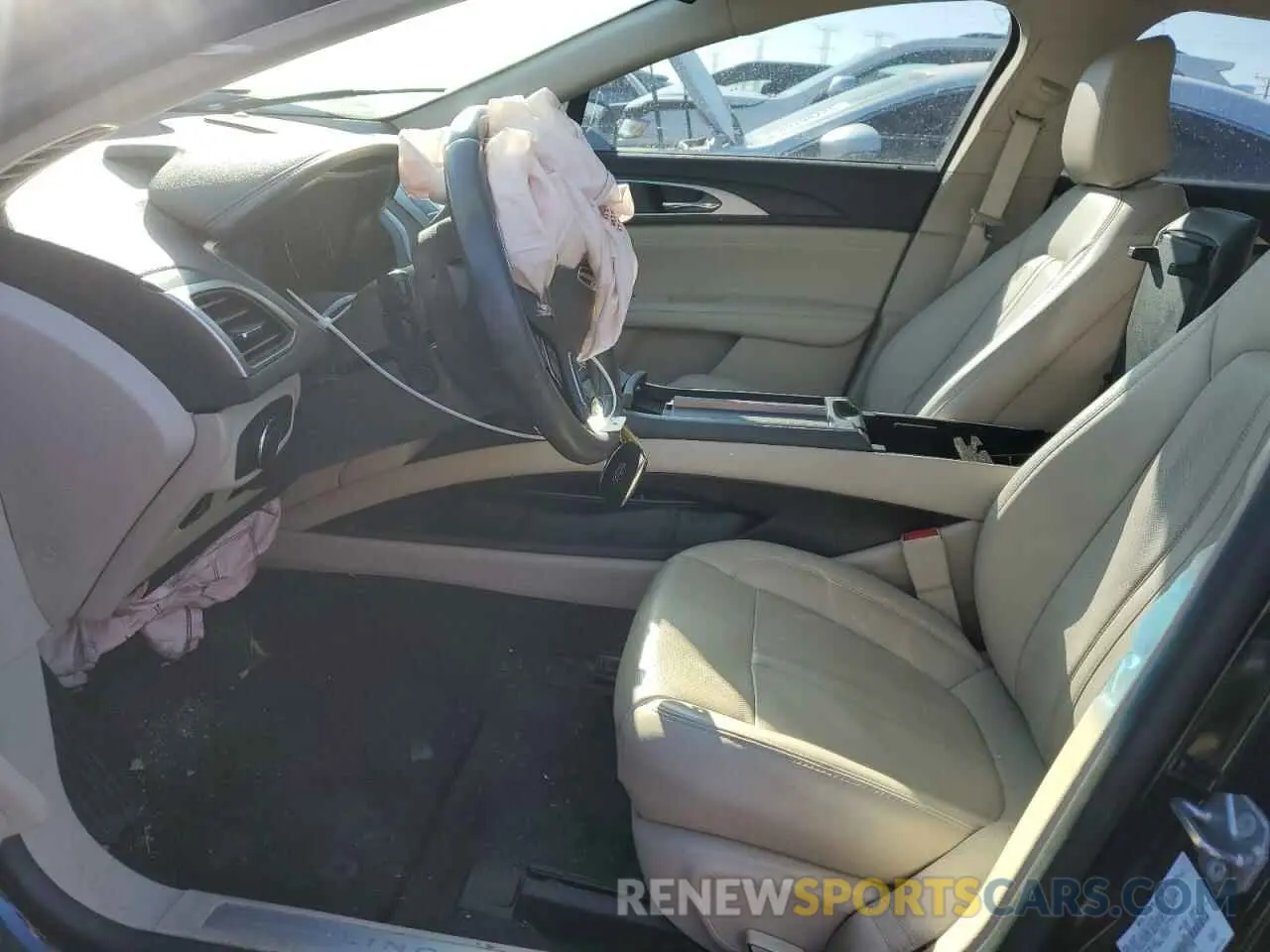 7 fotografías del automóvil dañado 3LN6L5F94LR621228 LINCOLN MKZ 2020