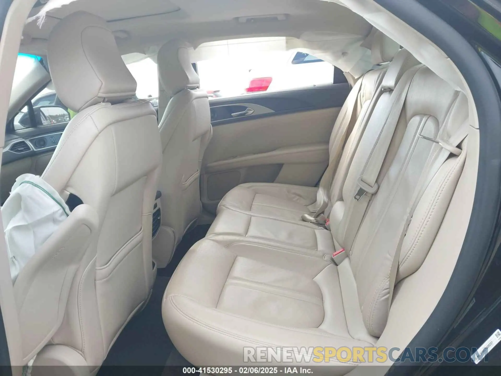 8 fotografías del automóvil dañado 3LN6L5F96LR608237 LINCOLN MKZ 2020