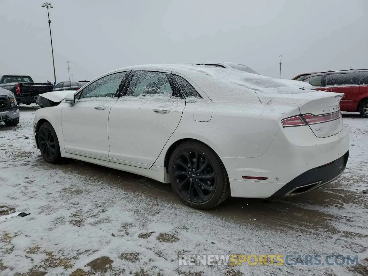 2 fotografías del automóvil dañado 3LN6L5F99LR603453 LINCOLN MKZ 2020