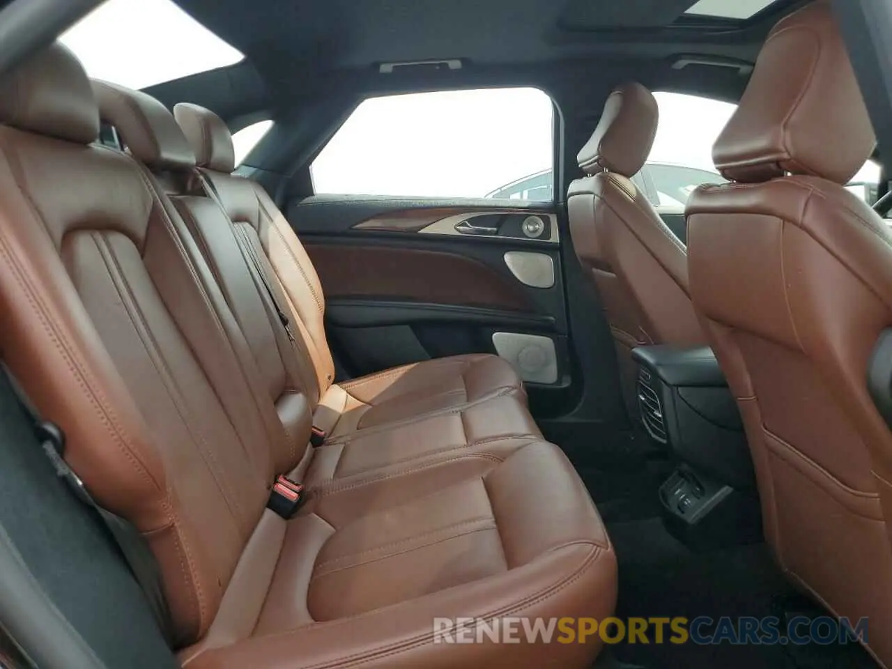 10 fotografías del automóvil dañado 3LN6L5LU8LR611648 LINCOLN MKZ 2020