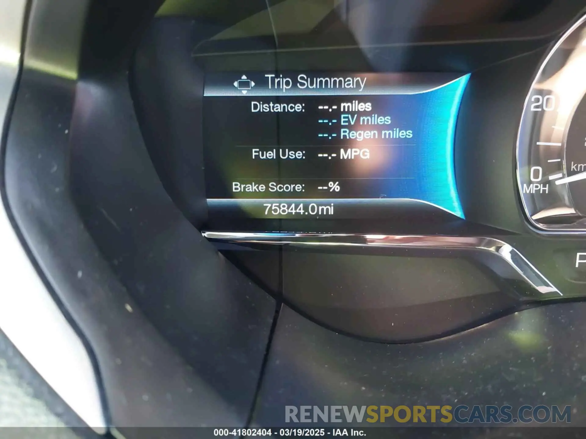 16 fotografías del automóvil dañado 3LN6L5LU4KR621656 LINCOLN MKZ HYBRID 2019