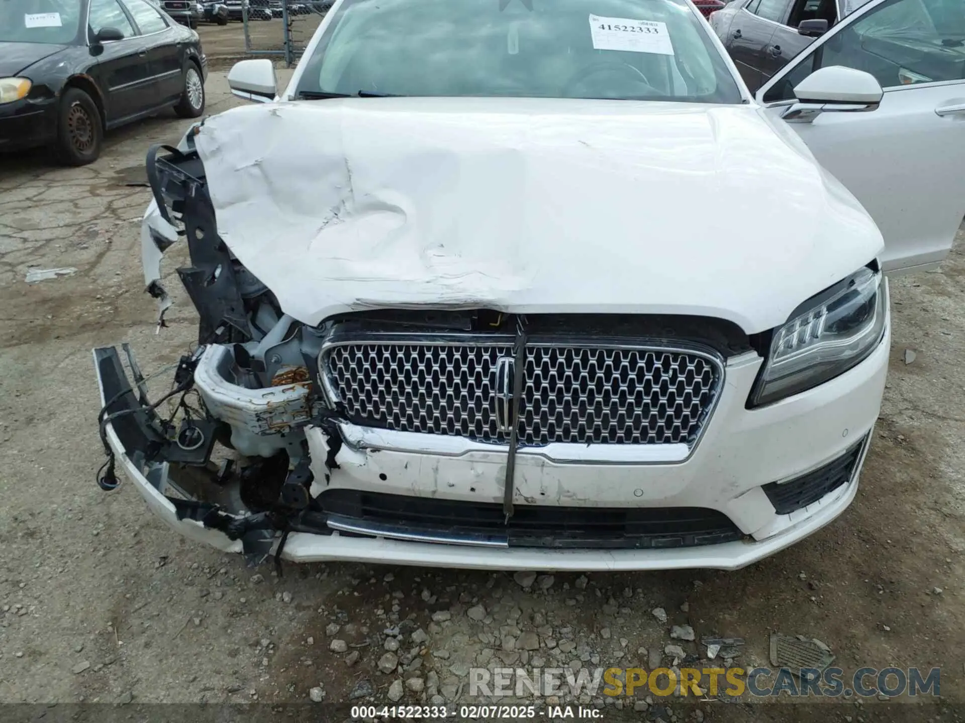 18 fotografías del automóvil dañado 3LN6L5MU1KR631351 LINCOLN MKZ HYBRID 2019