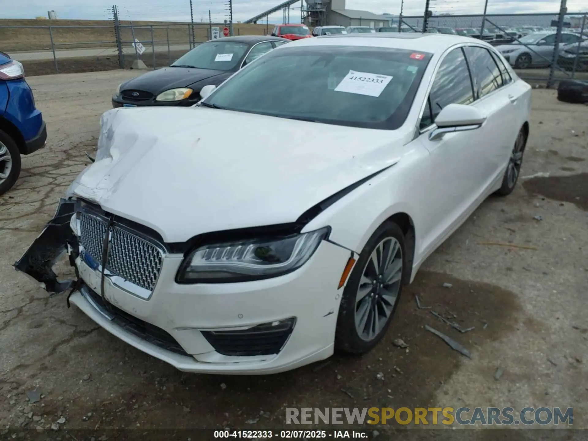 2 fotografías del automóvil dañado 3LN6L5MU1KR631351 LINCOLN MKZ HYBRID 2019