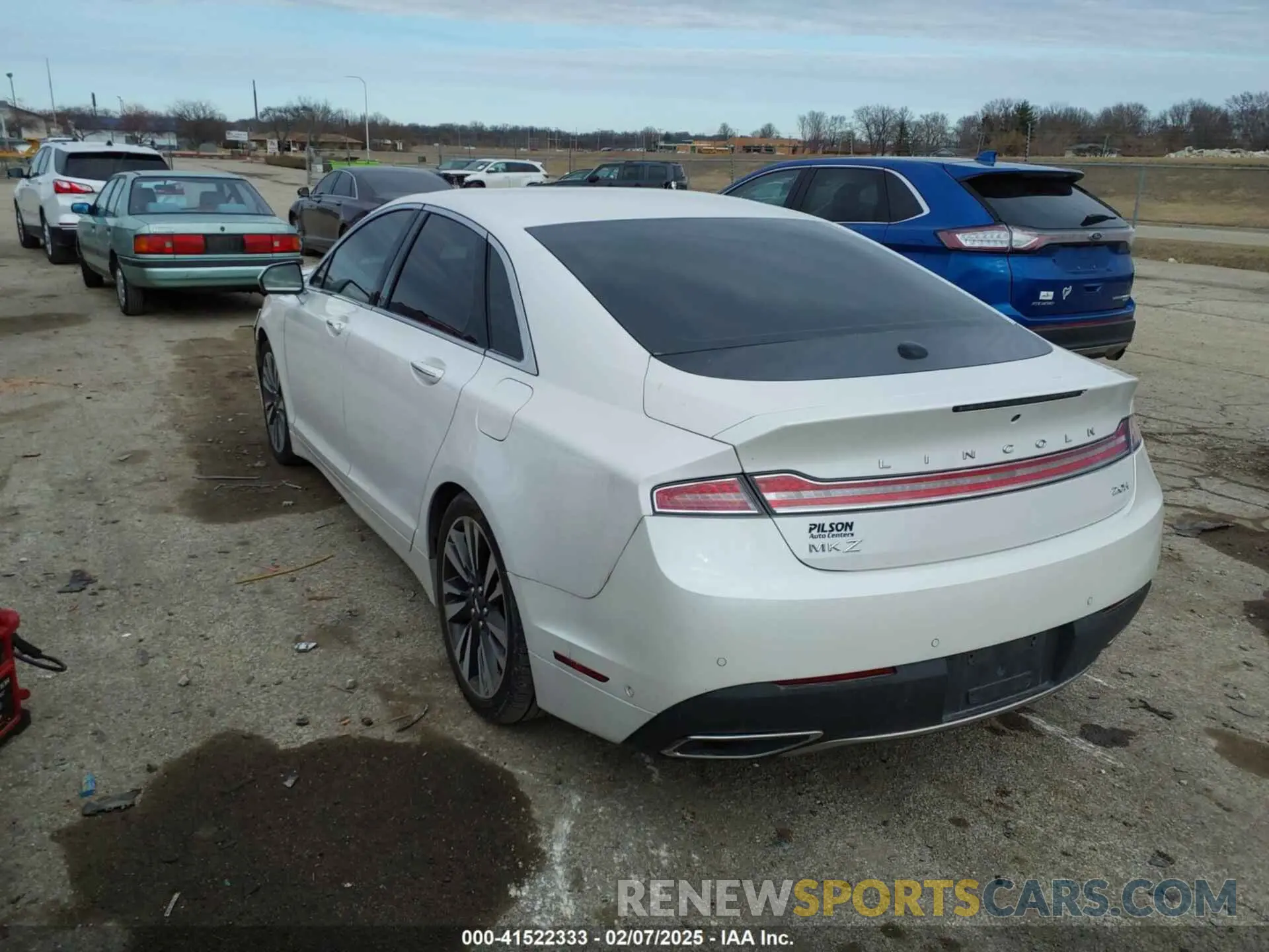 3 fotografías del automóvil dañado 3LN6L5MU1KR631351 LINCOLN MKZ HYBRID 2019