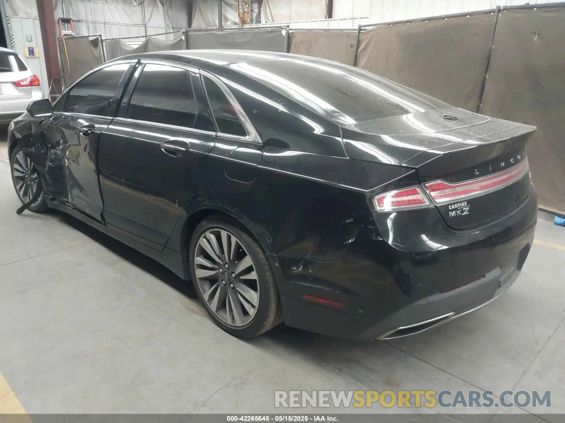 3 fotografías del automóvil dañado 3LN6L5MU3KR618696 LINCOLN MKZ HYBRID 2019