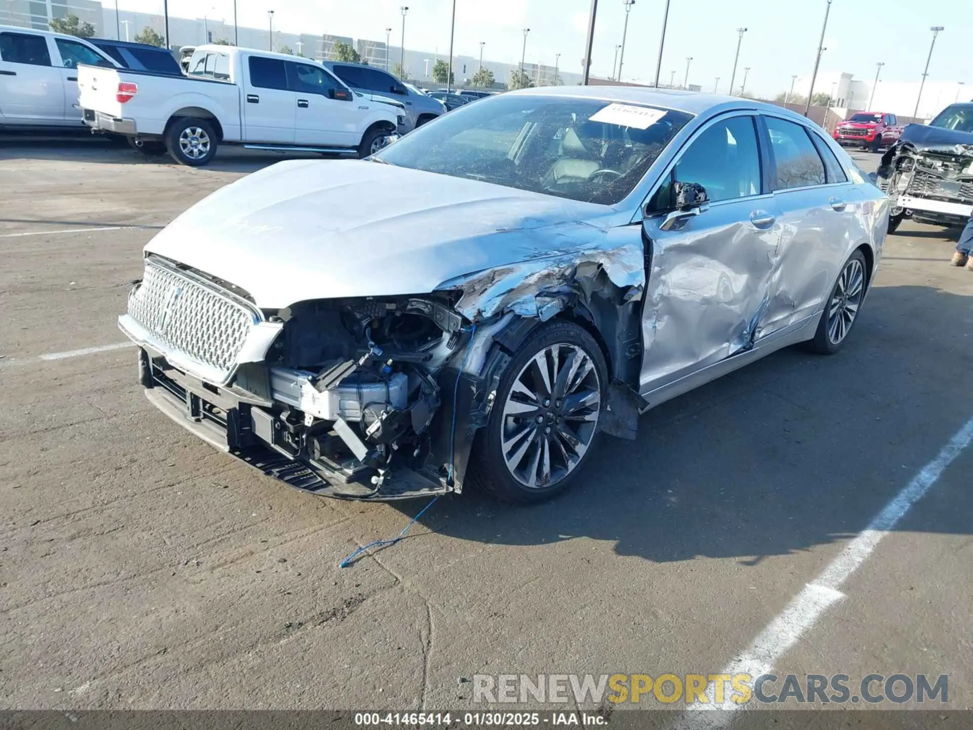 2 fotografías del automóvil dañado 3LN6L5MU6KR611449 LINCOLN MKZ HYBRID 2019