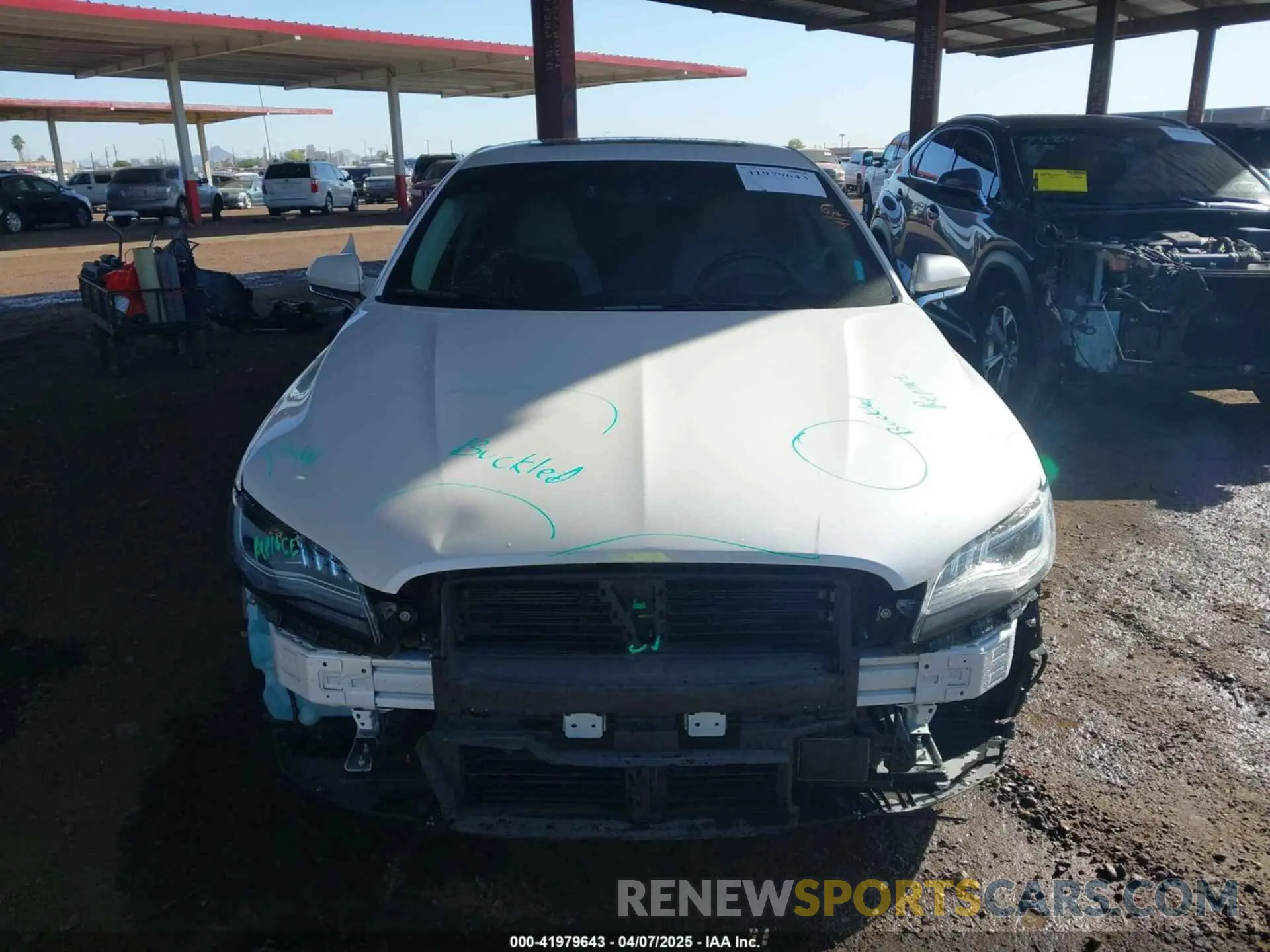 12 fotografías del automóvil dañado 3LN6L5MU8KR608469 LINCOLN MKZ HYBRID 2019