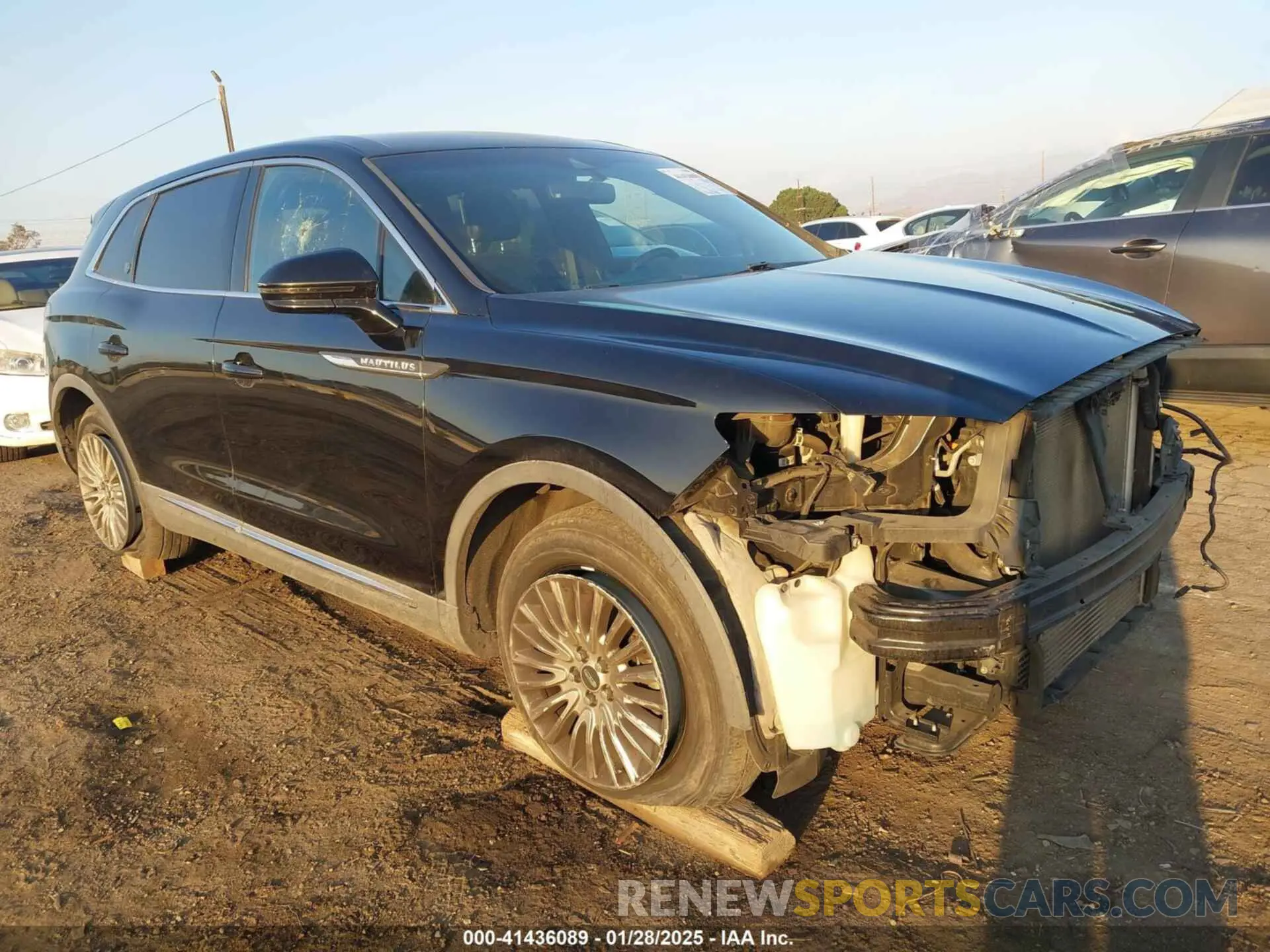 1 fotografías del automóvil dañado 2LMPJ6J90KBL39841 LINCOLN NAUTILUS 2019