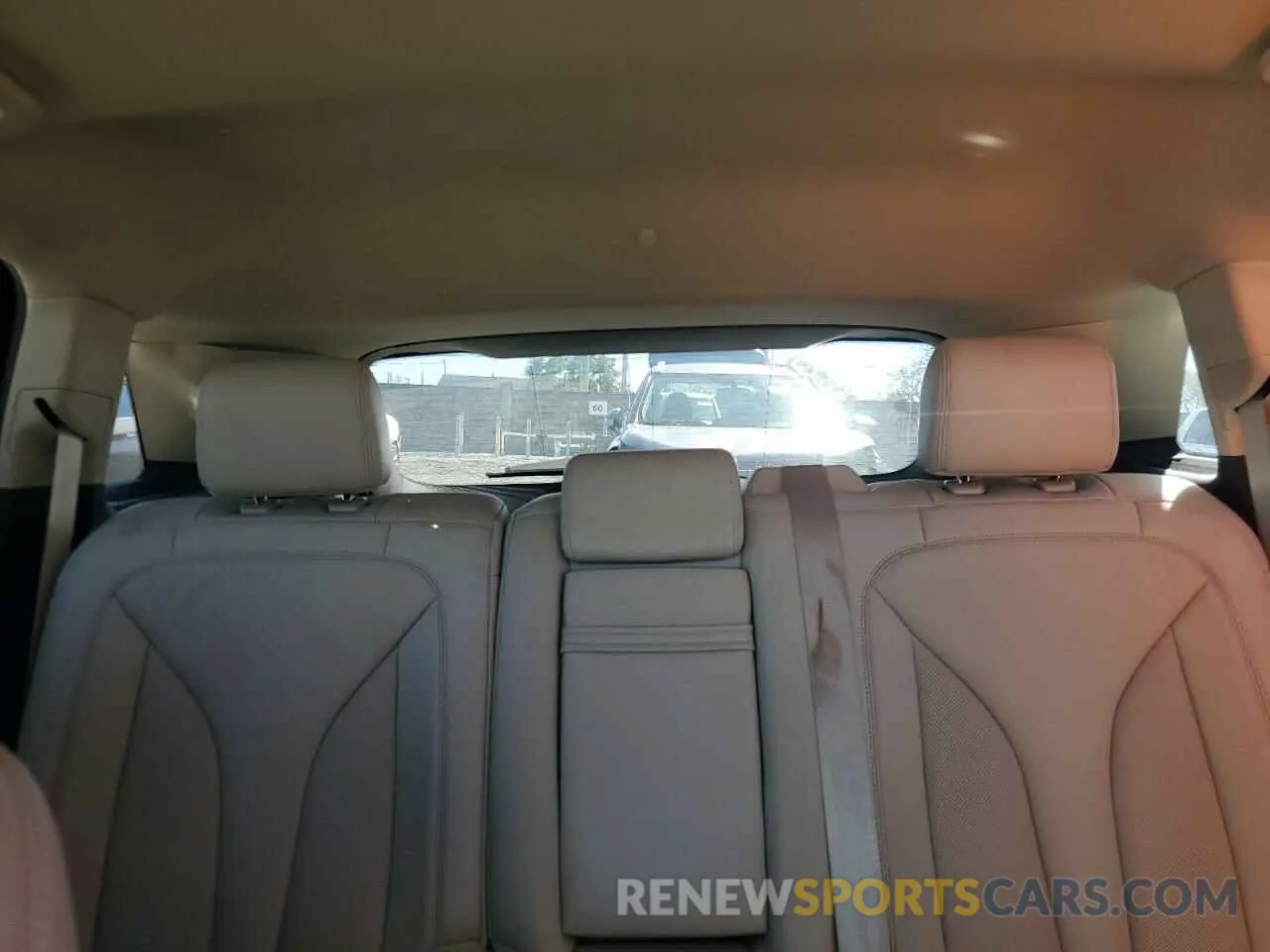 10 fotografías del automóvil dañado 2LMPJ6K90KBL25260 LINCOLN NAUTILUS 2019