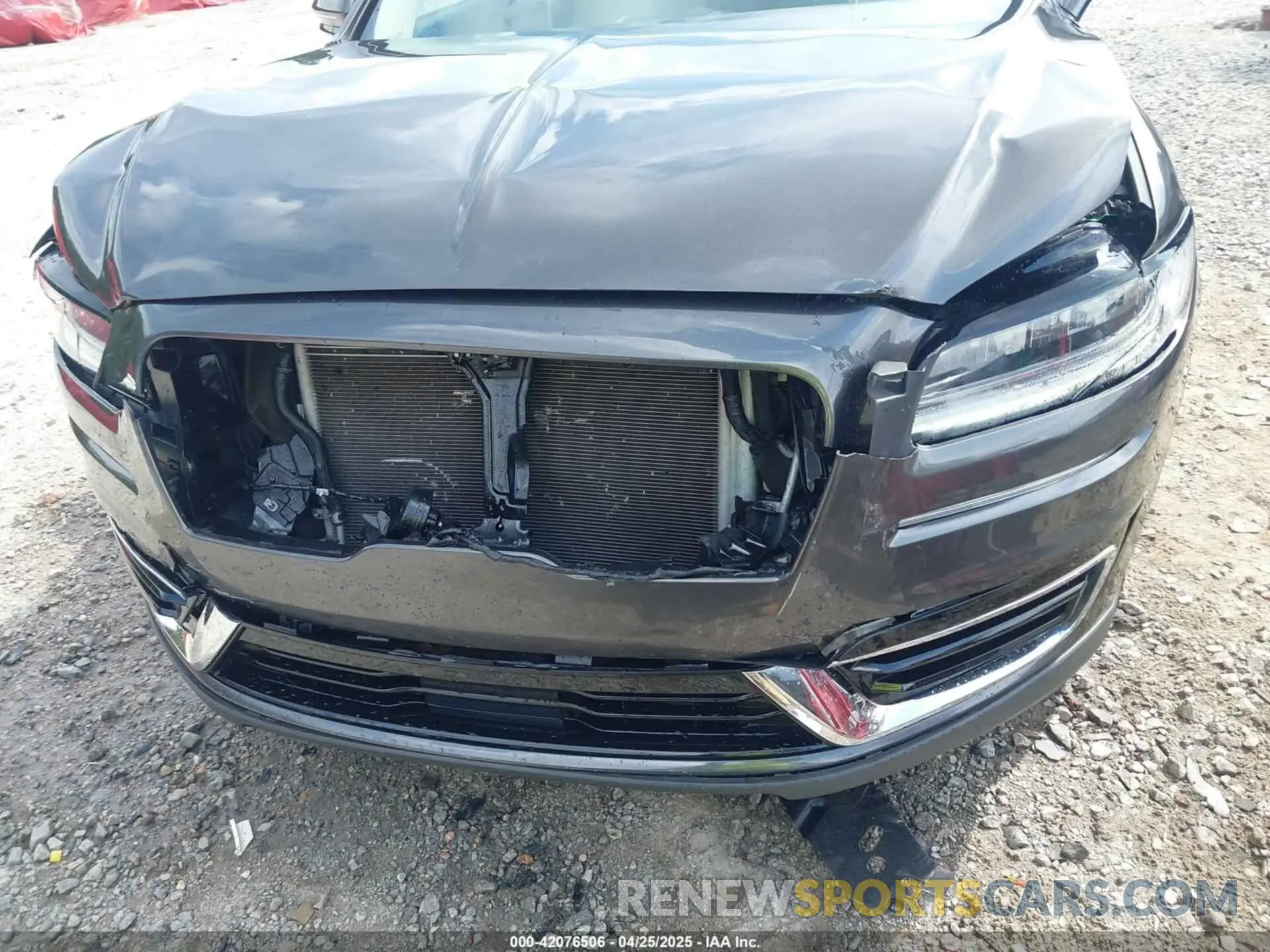 18 fotografías del automóvil dañado 2LMPJ6K9XKBL41983 LINCOLN NAUTILUS 2019
