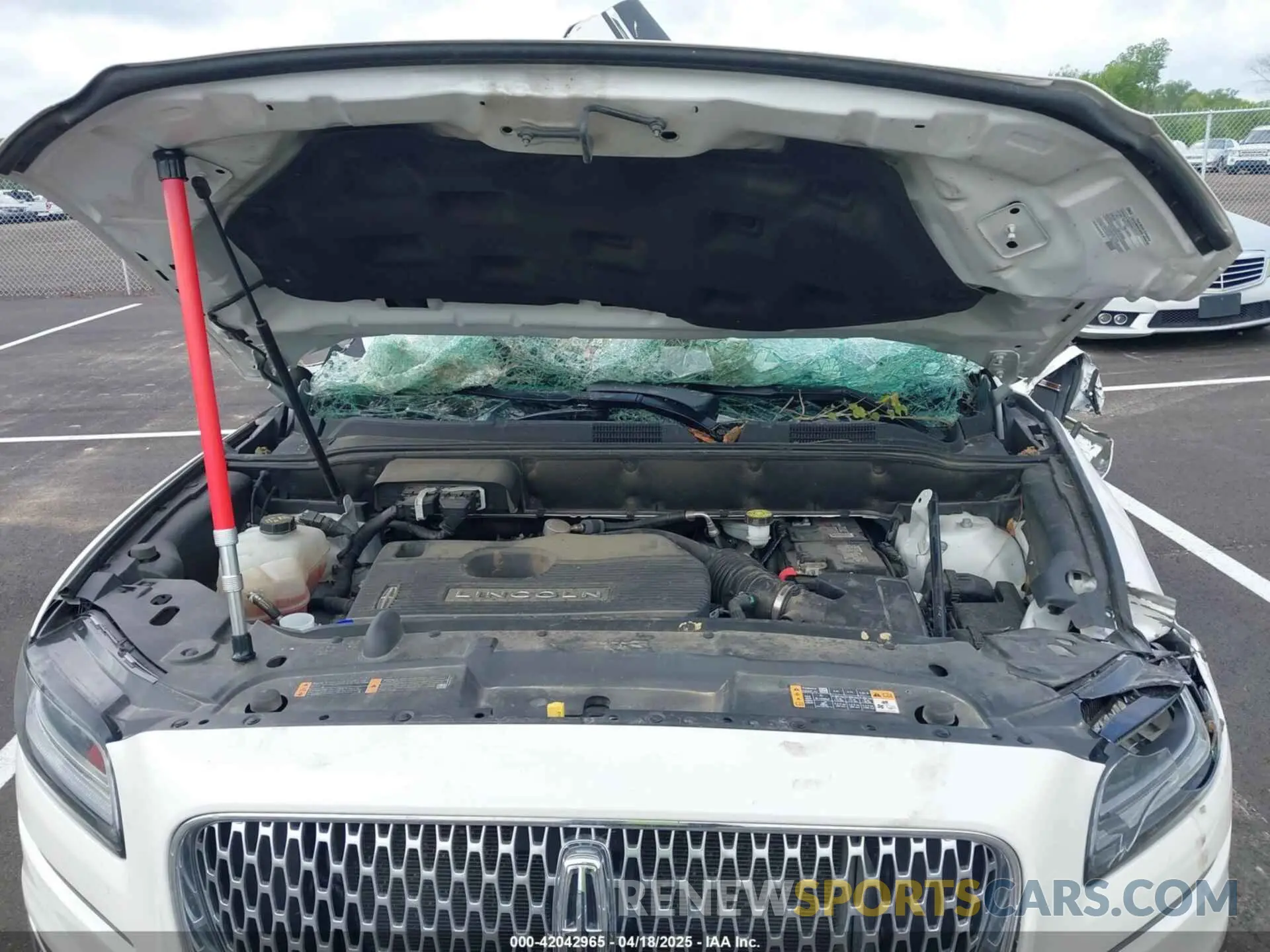 10 fotografías del automóvil dañado 2LMPJ6L94KBL21159 LINCOLN NAUTILUS 2019