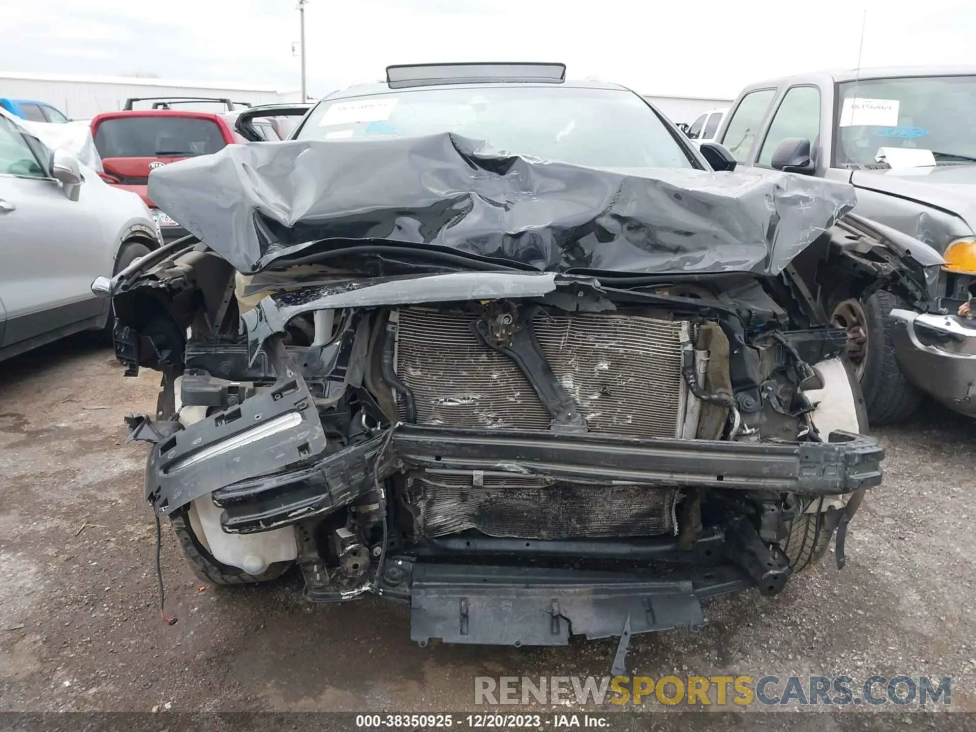 11 fotografías del automóvil dañado 2LMPJ6L97KBL28767 LINCOLN NAUTILUS 2019