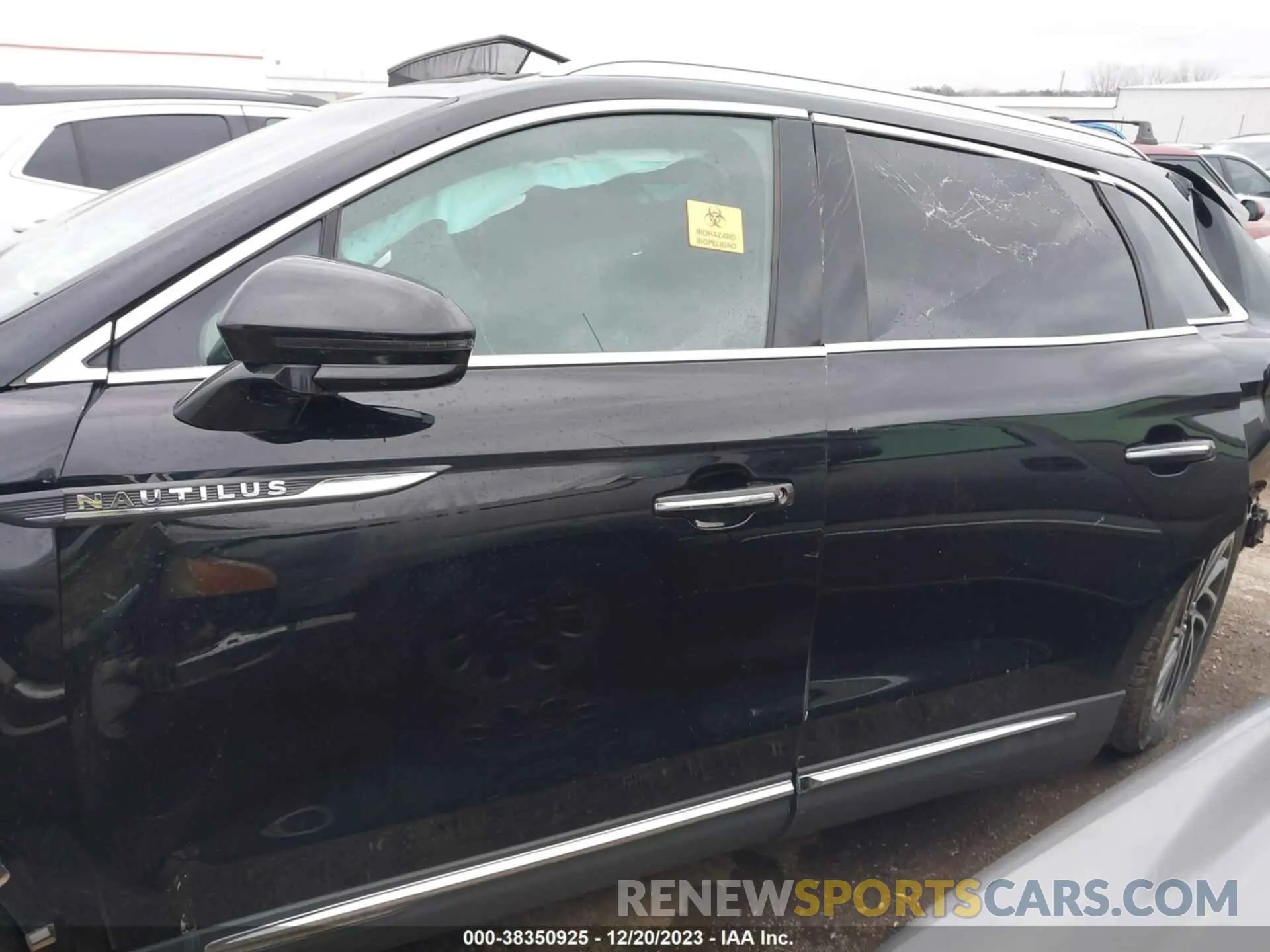 13 fotografías del automóvil dañado 2LMPJ6L97KBL28767 LINCOLN NAUTILUS 2019