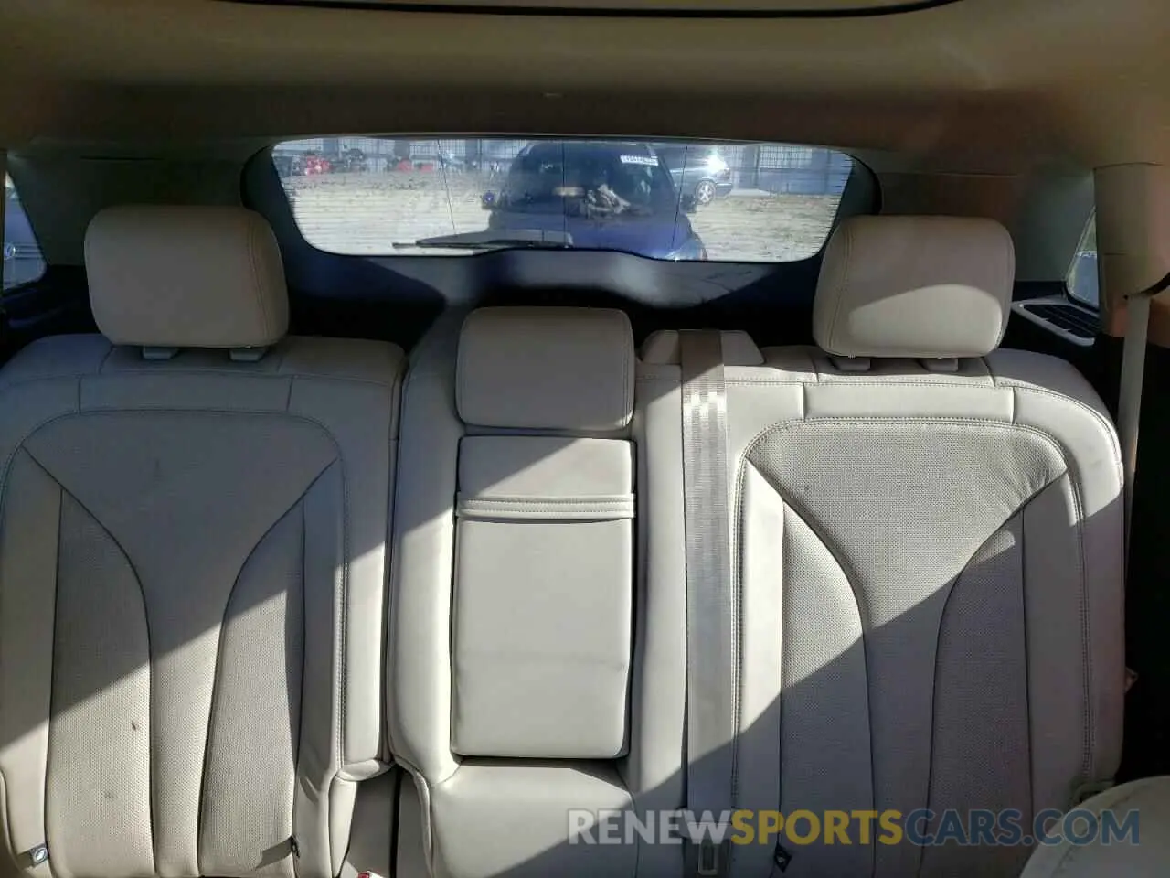 10 fotografías del automóvil dañado 2LMPJ6L9XKBL57115 LINCOLN NAUTILUS 2019