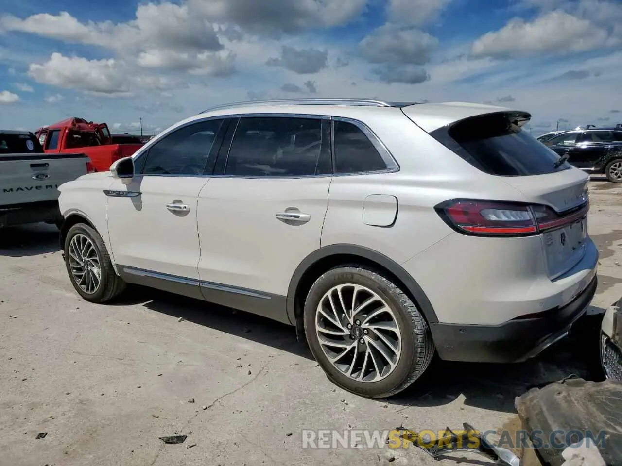 2 fotografías del automóvil dañado 2LMPJ6LP1KBL22090 LINCOLN NAUTILUS 2019