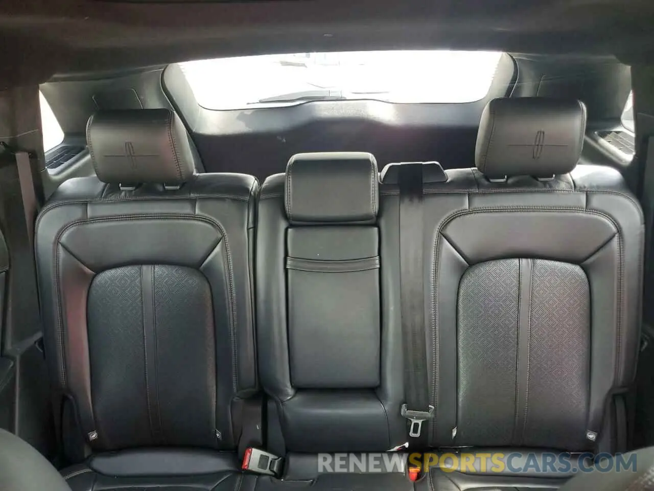 10 fotografías del automóvil dañado 2LMPJ7JP2KBL53227 LINCOLN NAUTILUS 2019