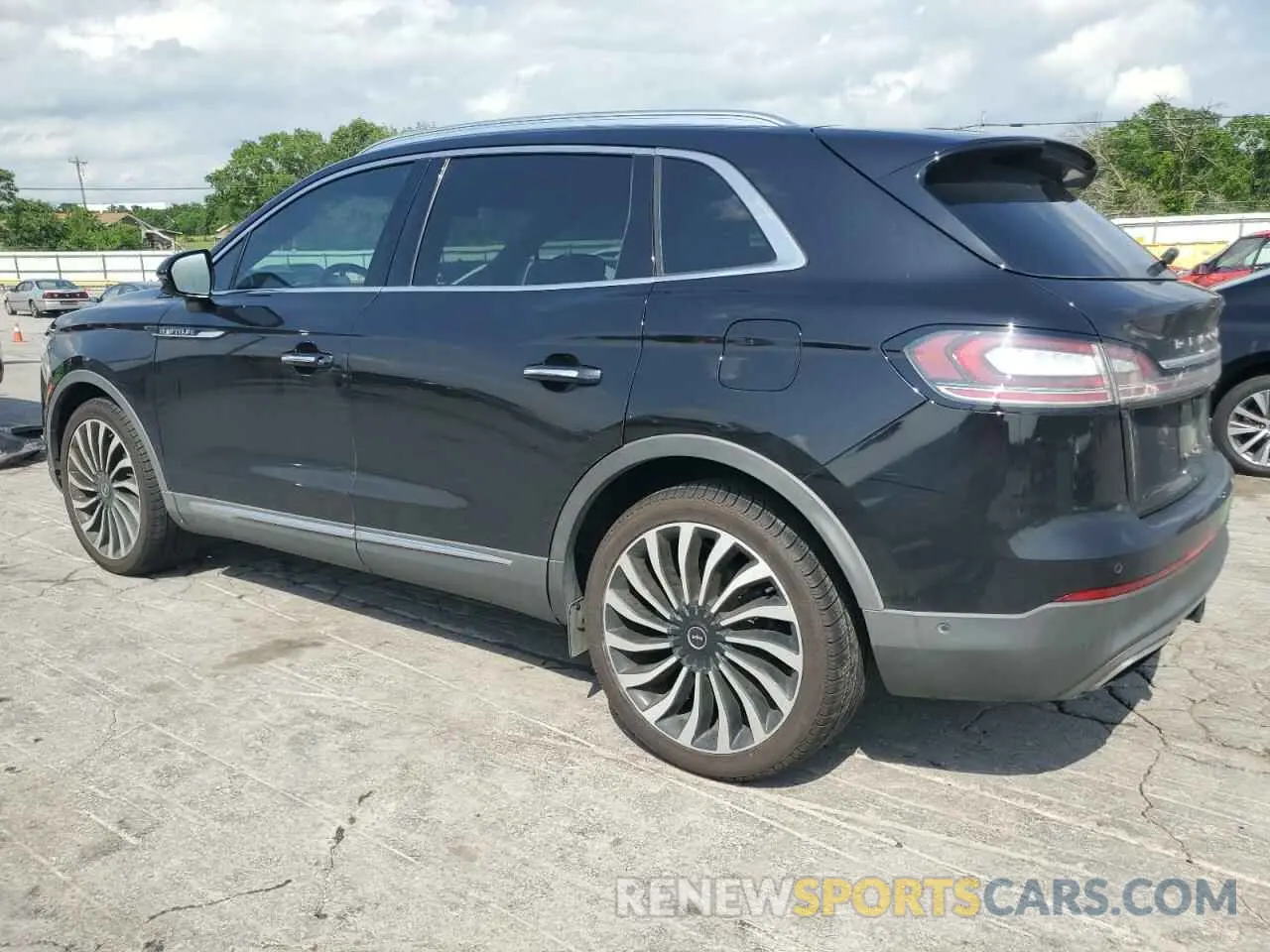2 fotografías del automóvil dañado 2LMPJ7JP2KBL53227 LINCOLN NAUTILUS 2019