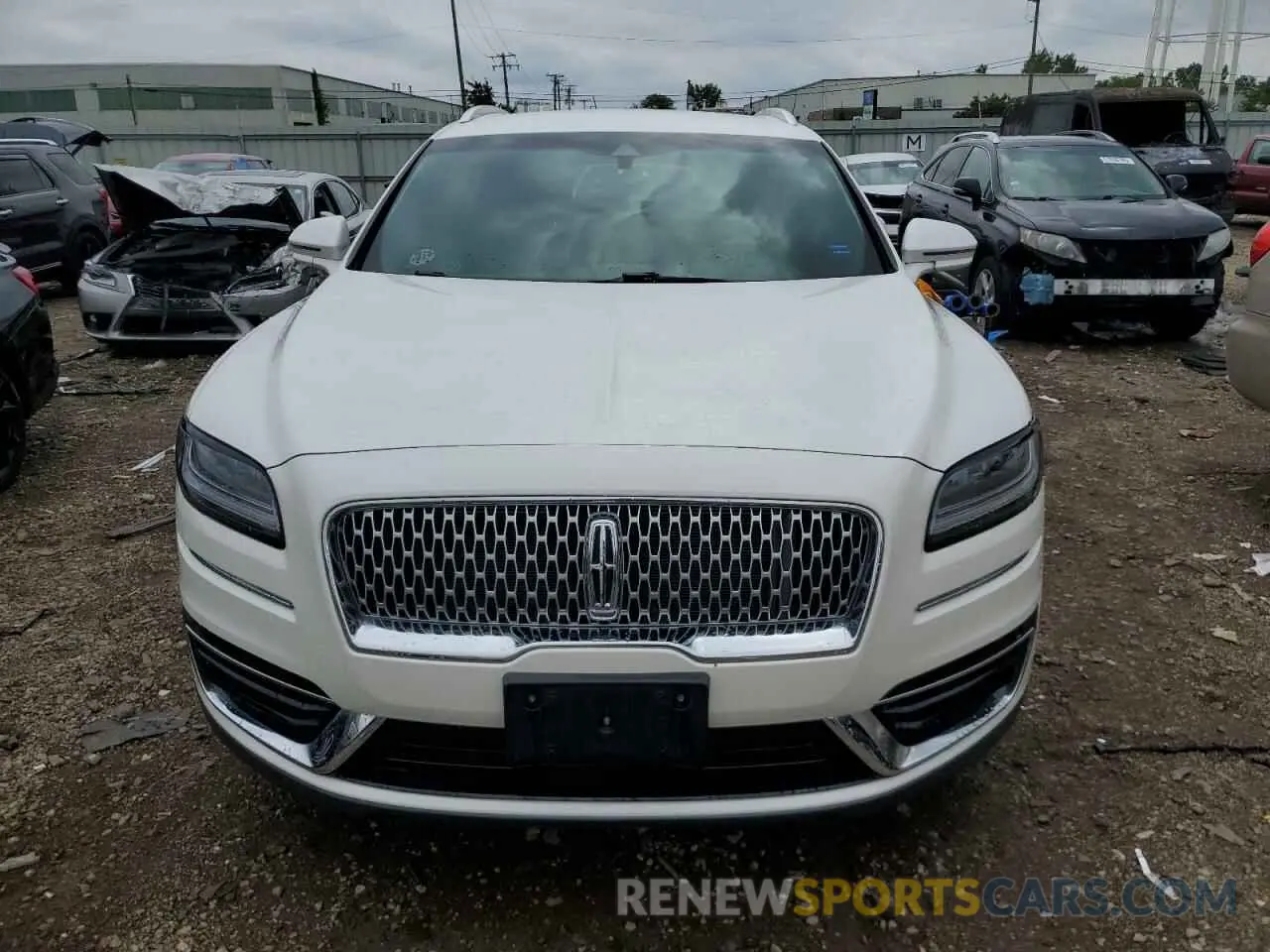 5 fotografías del automóvil dañado 2LMPJ8J91KBL48155 LINCOLN NAUTILUS 2019