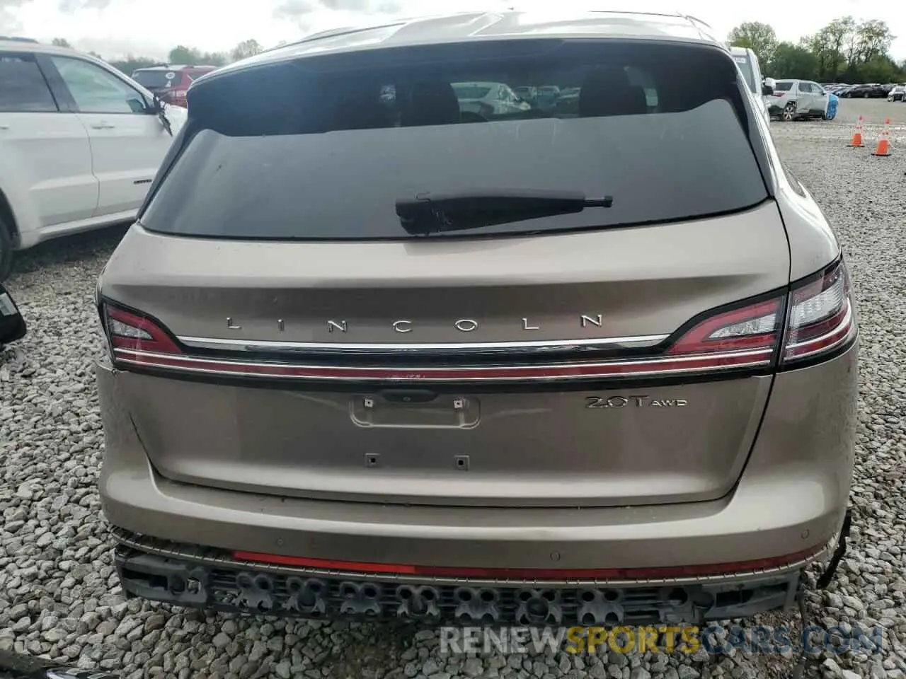 6 fotografías del automóvil dañado 2LMPJ8L90KBL63291 LINCOLN NAUTILUS 2019