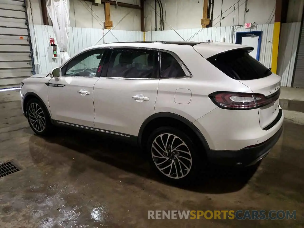 2 fotografías del automóvil dañado 2LMPJ8L96KBL17870 LINCOLN NAUTILUS 2019