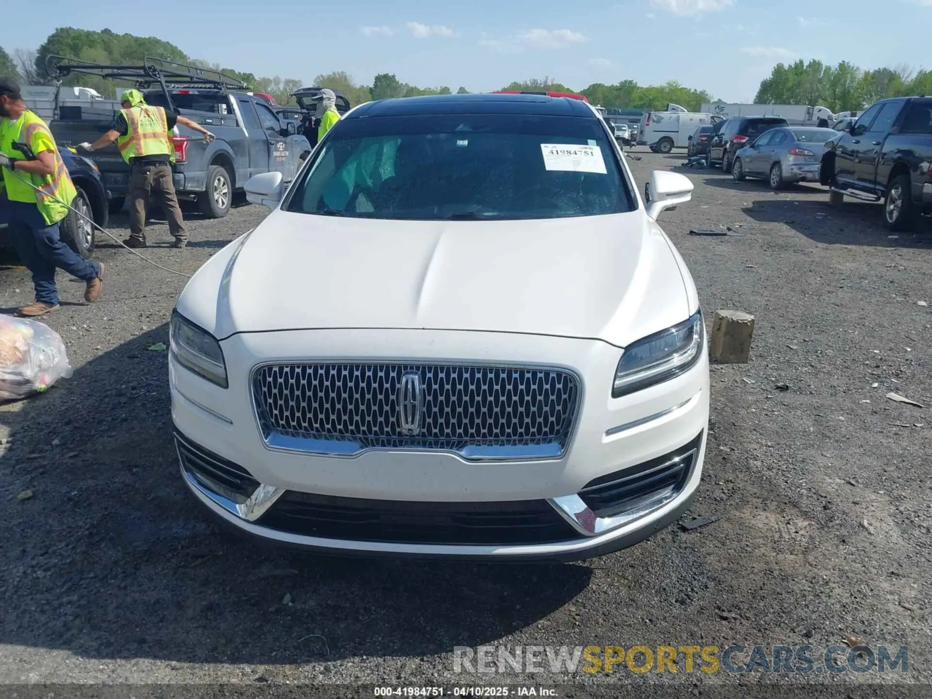 12 fotografías del automóvil dañado 2LMPJ8L98KBL14453 LINCOLN NAUTILUS 2019