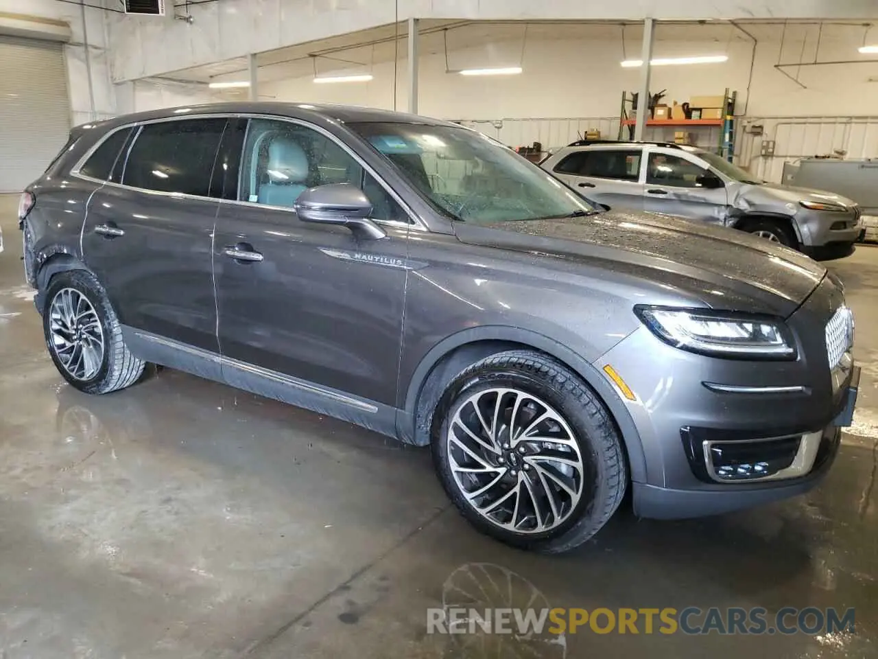 4 fotografías del automóvil dañado 2LMPJ8LP0KBL11769 LINCOLN NAUTILUS 2019