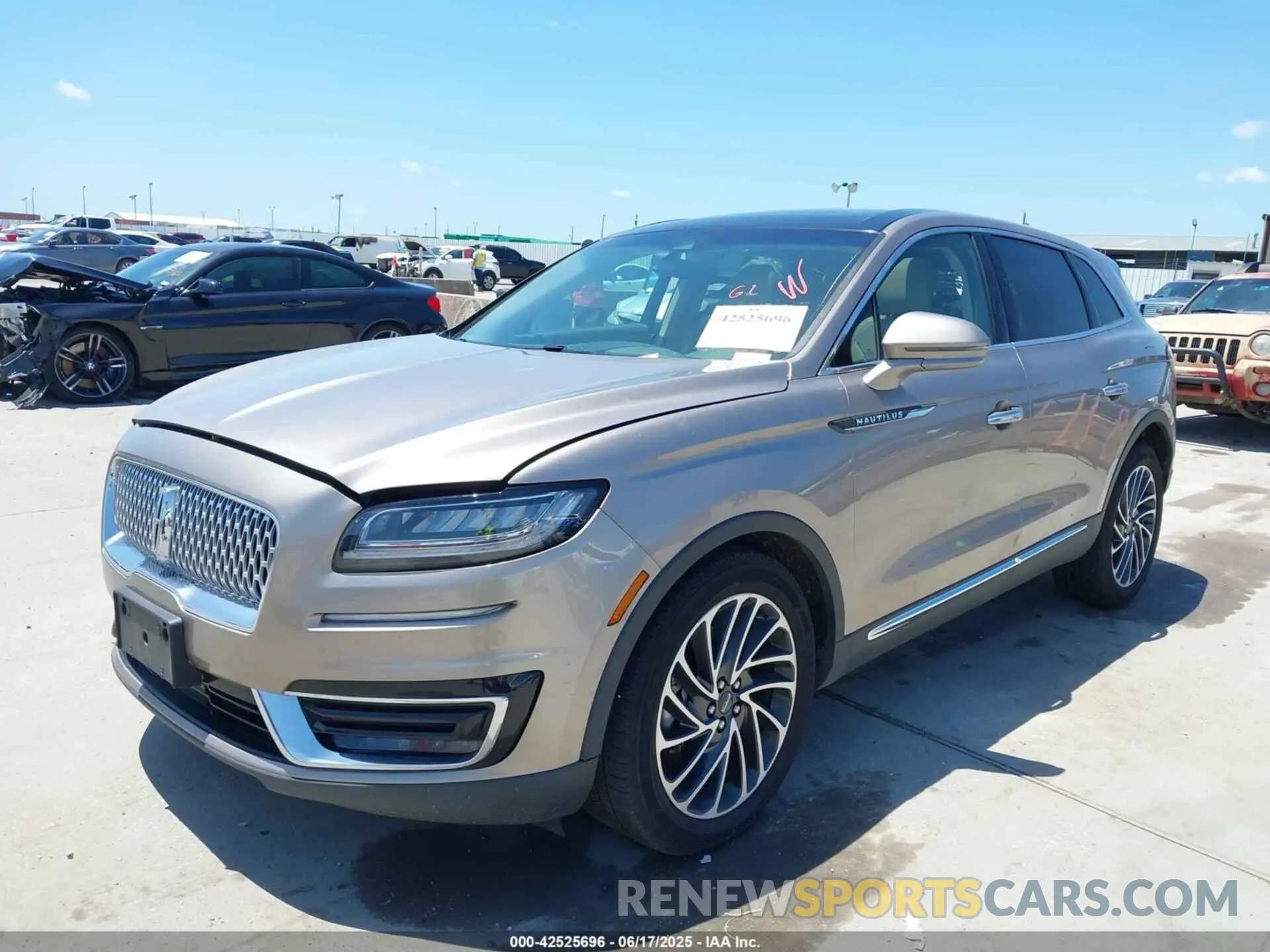 2 fotografías del automóvil dañado 2LMPJ8LP2KBL19503 LINCOLN NAUTILUS 2019