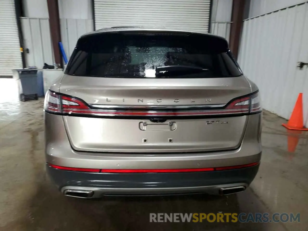 6 fotografías del automóvil dañado 2LMPJ8LP5KBL42449 LINCOLN NAUTILUS 2019