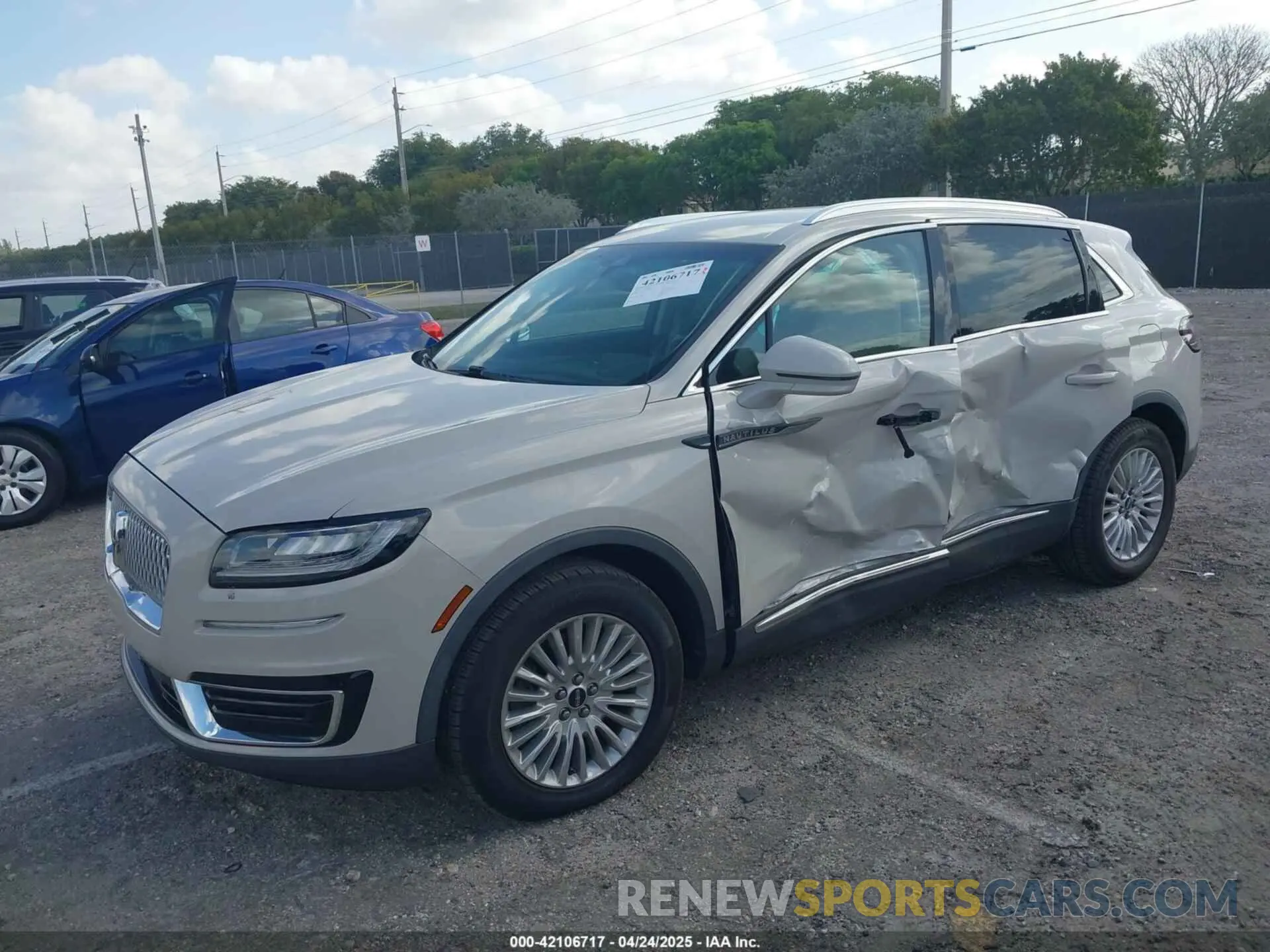 2 fotografías del automóvil dañado 2LMPJ6J95LBL09249 LINCOLN NAUTILUS 2020