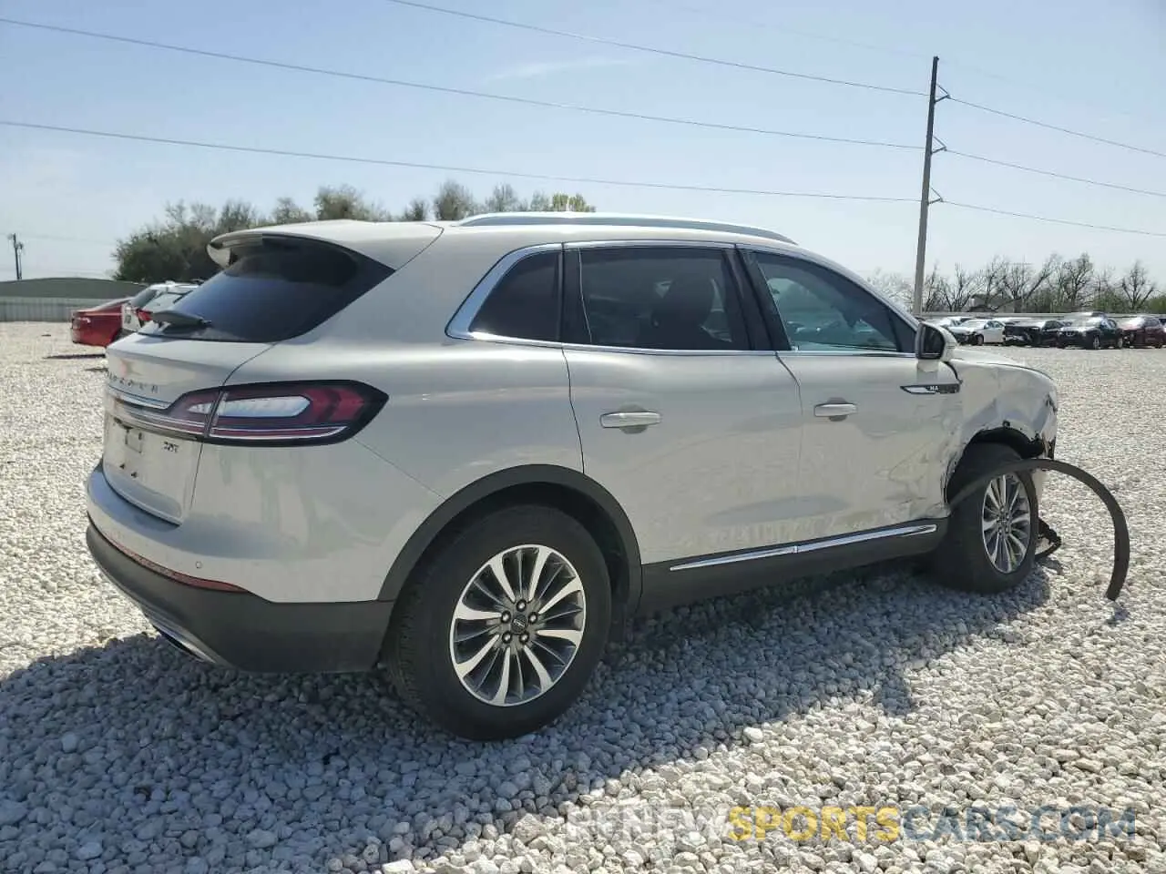 3 fotografías del automóvil dañado 2LMPJ6J96LBL14881 LINCOLN NAUTILUS 2020