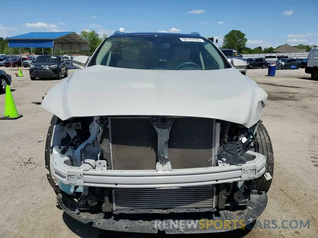 5 fotografías del automóvil dañado 2LMPJ6K93LBL34018 LINCOLN NAUTILUS 2020