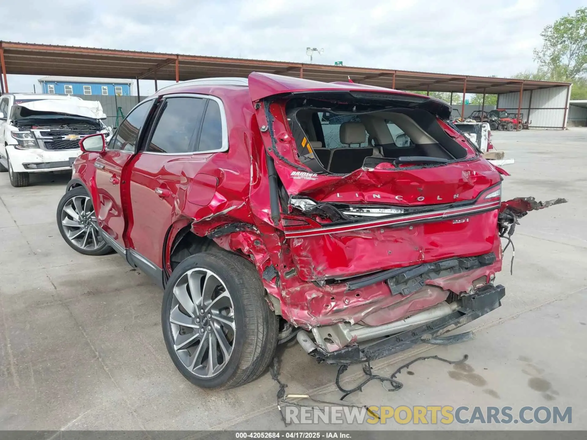 6 fotografías del automóvil dañado 2LMPJ6K94LBL04669 LINCOLN NAUTILUS 2020