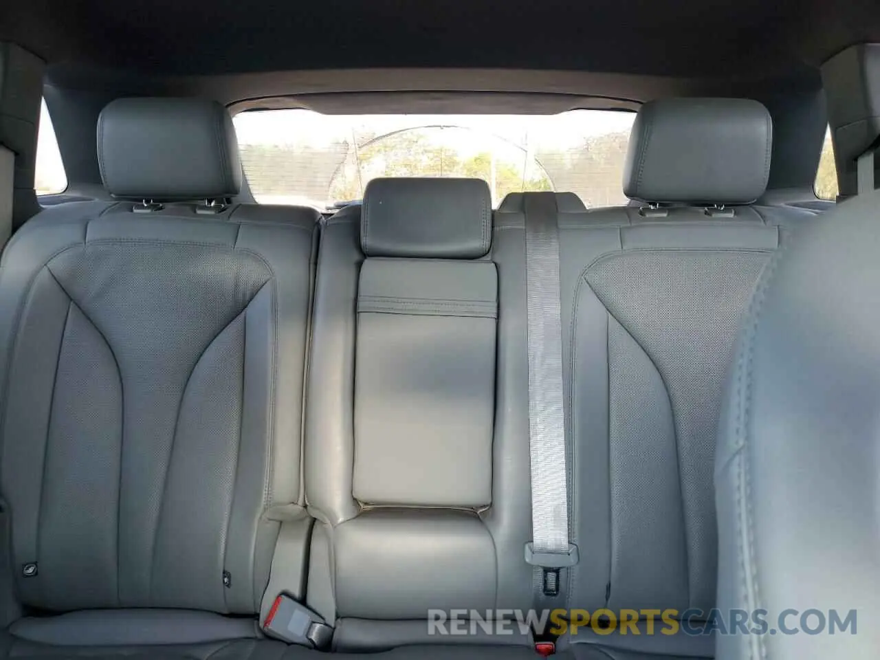 10 fotografías del automóvil dañado 2LMPJ6K99LBL04375 LINCOLN NAUTILUS 2020