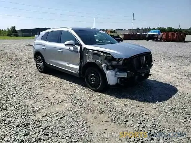 15 fotografías del automóvil dañado 2LMPJ6K99LBL24884 LINCOLN NAUTILUS 2020