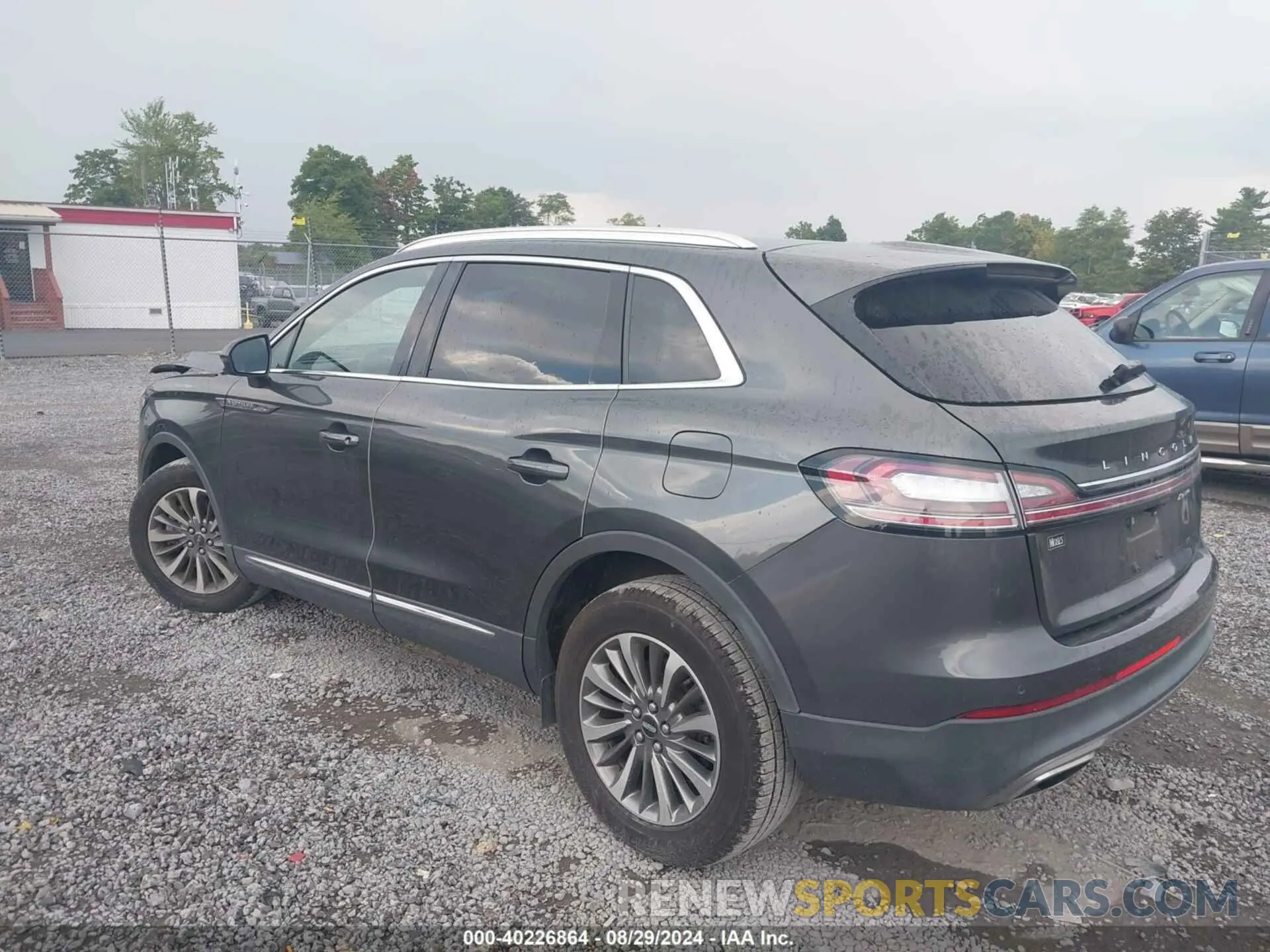 3 fotografías del automóvil dañado 2LMPJ8J95LBL02295 LINCOLN NAUTILUS 2020