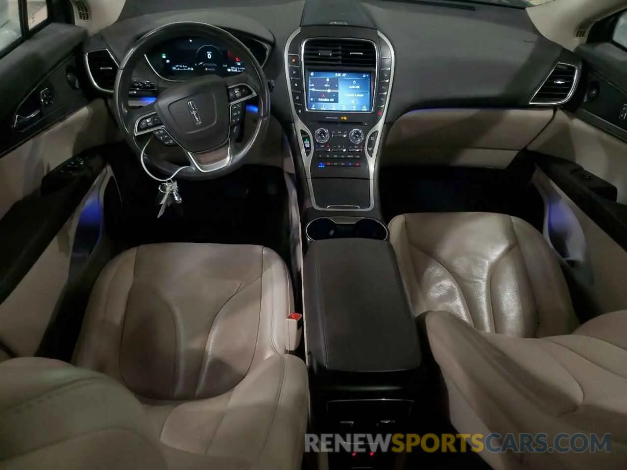 8 fotografías del automóvil dañado 2LMPJ8K9XLBL09709 LINCOLN NAUTILUS 2020
