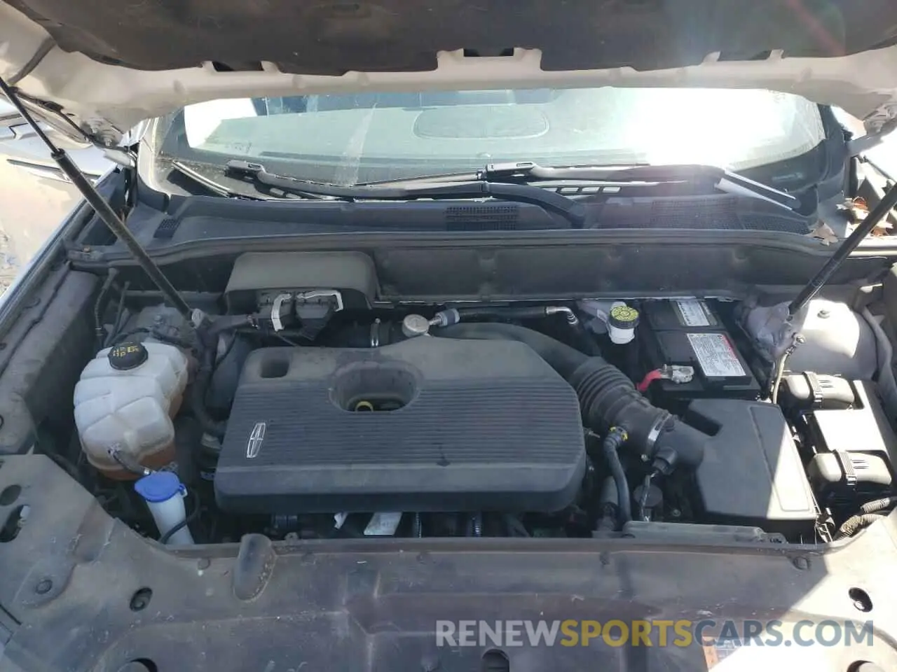 13 fotografías del automóvil dañado 2LMPJ6J98MBL10526 LINCOLN NAUTILUS 2021