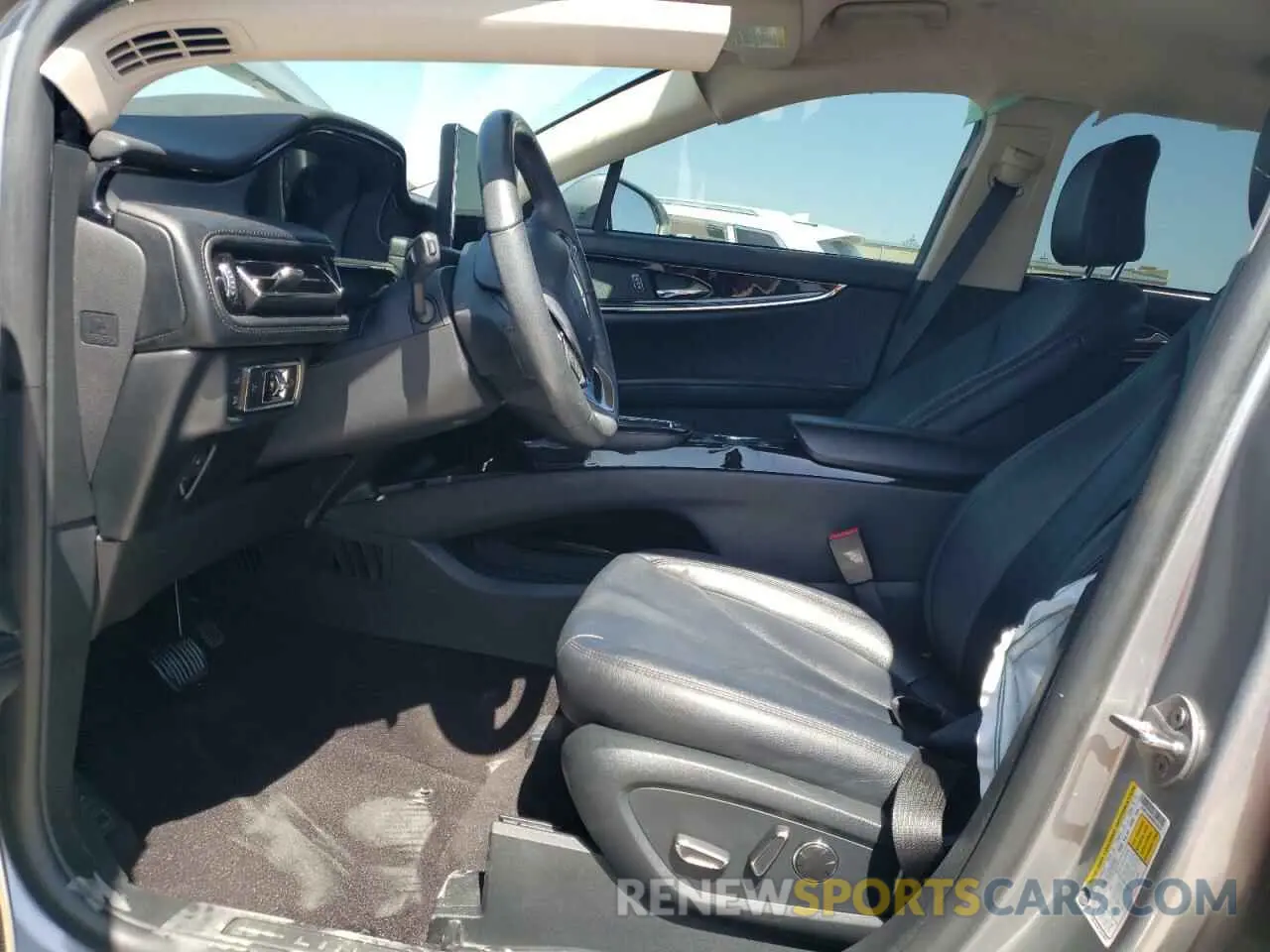 7 fotografías del automóvil dañado 2LMPJ6J98MBL10526 LINCOLN NAUTILUS 2021
