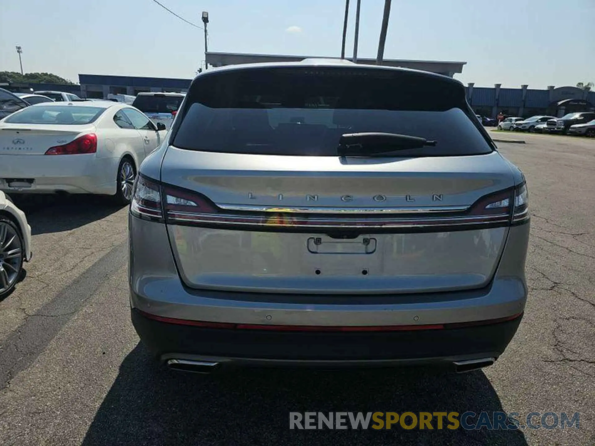 18 fotografías del automóvil dañado 2LMPJ6K93MBL11534 LINCOLN NAUTILUS 2021
