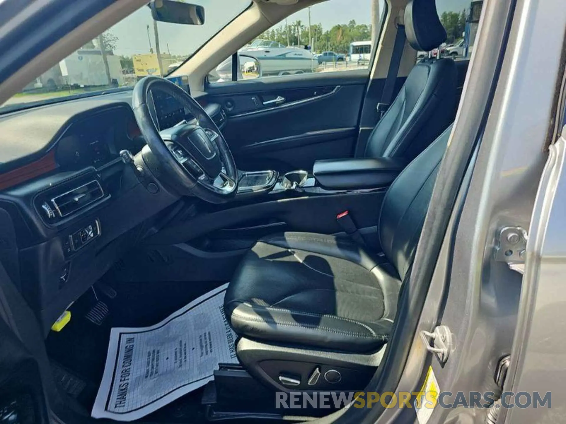 4 fotografías del automóvil dañado 2LMPJ6K93MBL11534 LINCOLN NAUTILUS 2021
