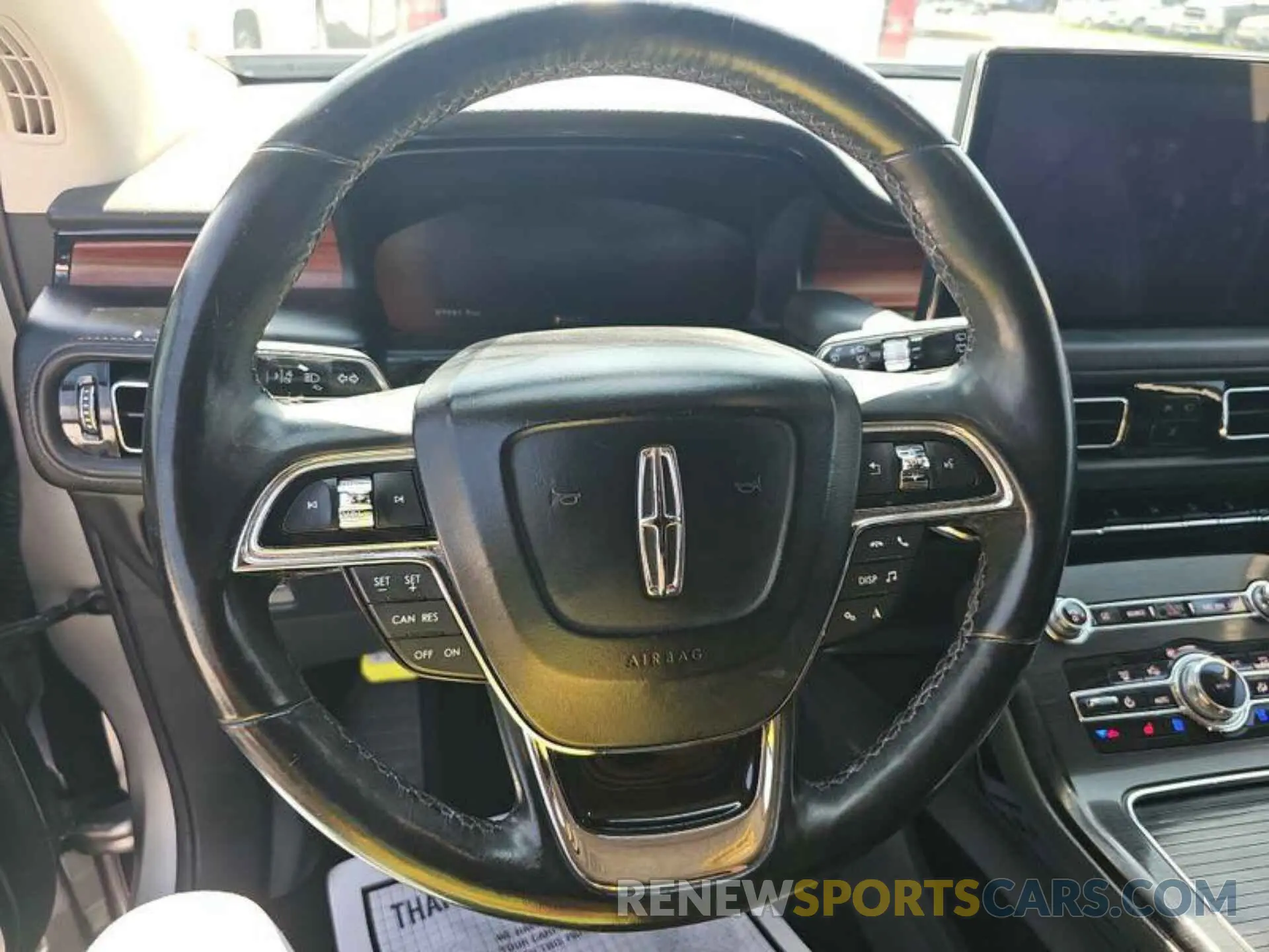 5 fotografías del automóvil dañado 2LMPJ6K93MBL11534 LINCOLN NAUTILUS 2021